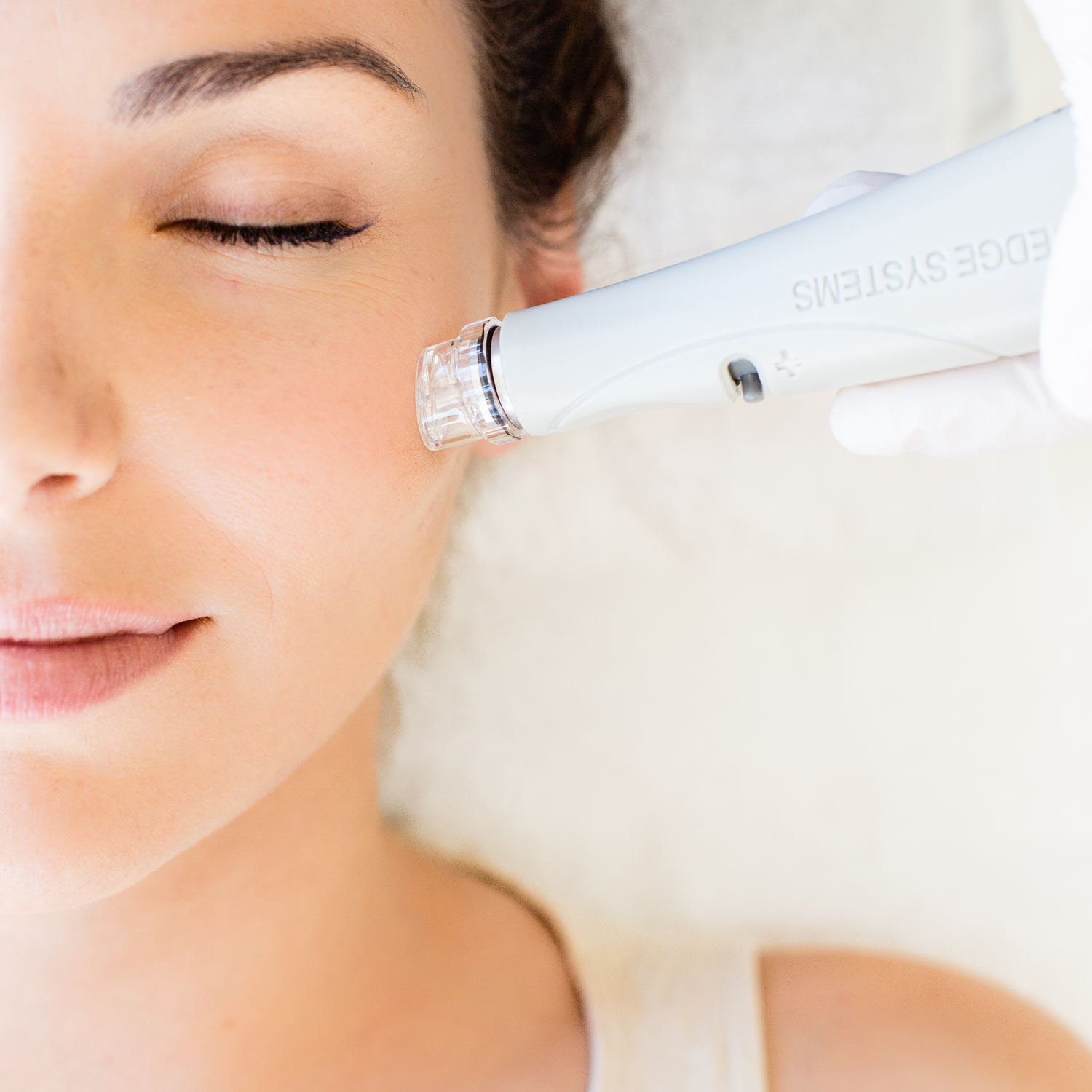 Images of Hydrafacial treatment on skin